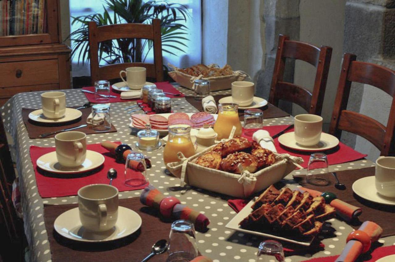 Ty Daou Gwez Bed and Breakfast Irodouer Buitenkant foto