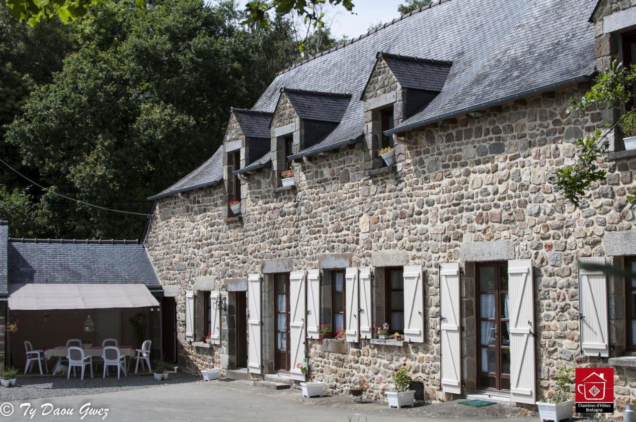 Ty Daou Gwez Bed and Breakfast Irodouer Buitenkant foto