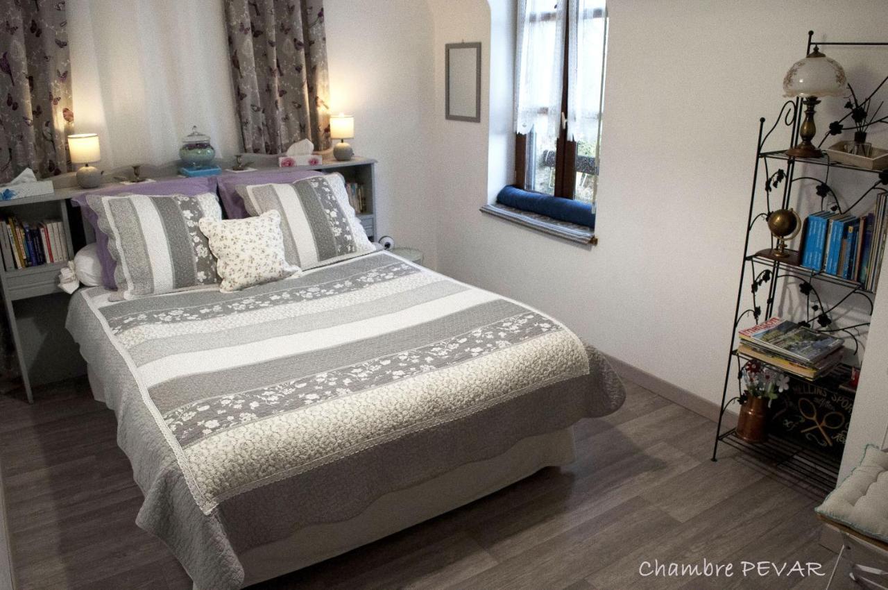 Ty Daou Gwez Bed and Breakfast Irodouer Buitenkant foto